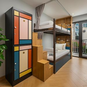 Bed 6-Bed Female Dormitory Room